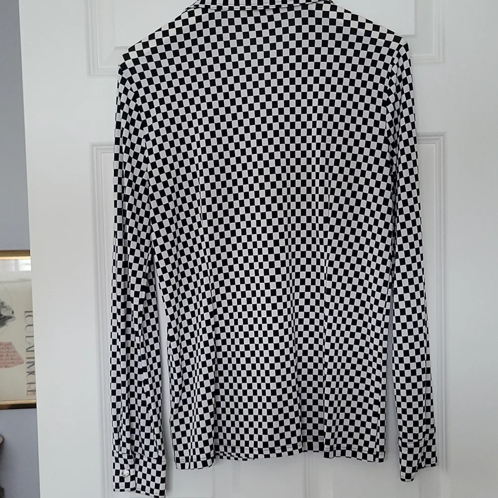 Black & White Checkered Button-Up Shirt - Women